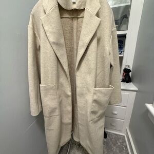 Topshop Cream Trench Coat – Lightweight Closet Staple
